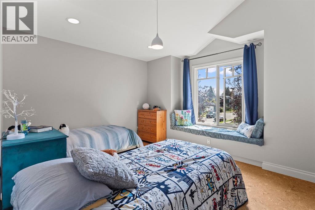 Single Family House for Sale in   Avenue NW Mount Pleasant Calgary 