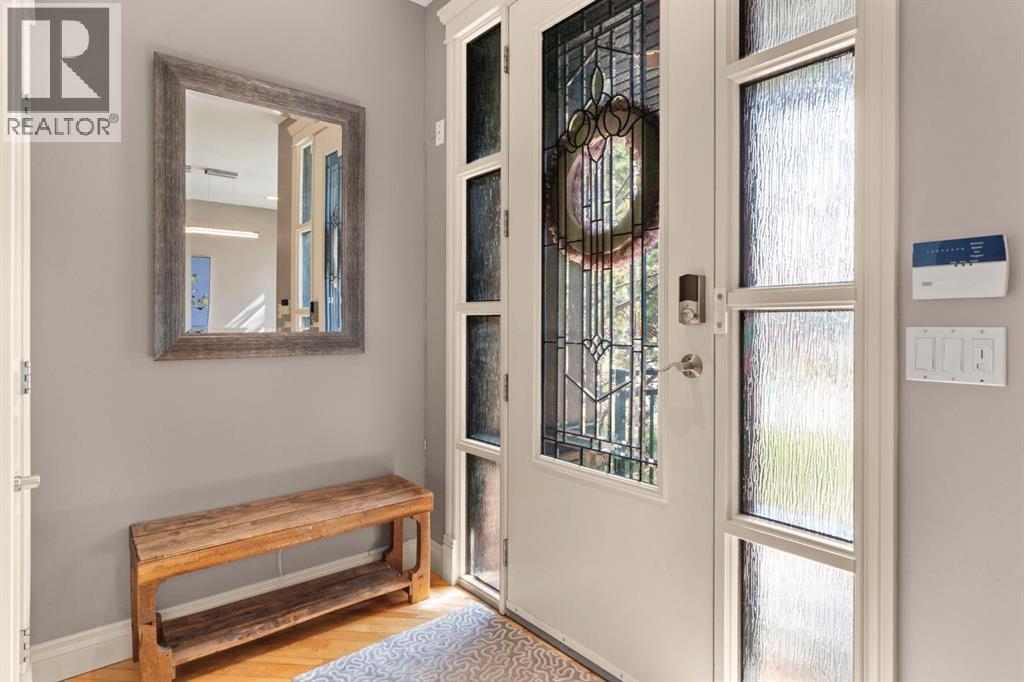 Single Family House for Sale in   Avenue NW Mount Pleasant Calgary 