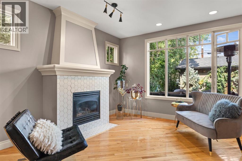 Single Family House for Sale in   Avenue NW Mount Pleasant Calgary 