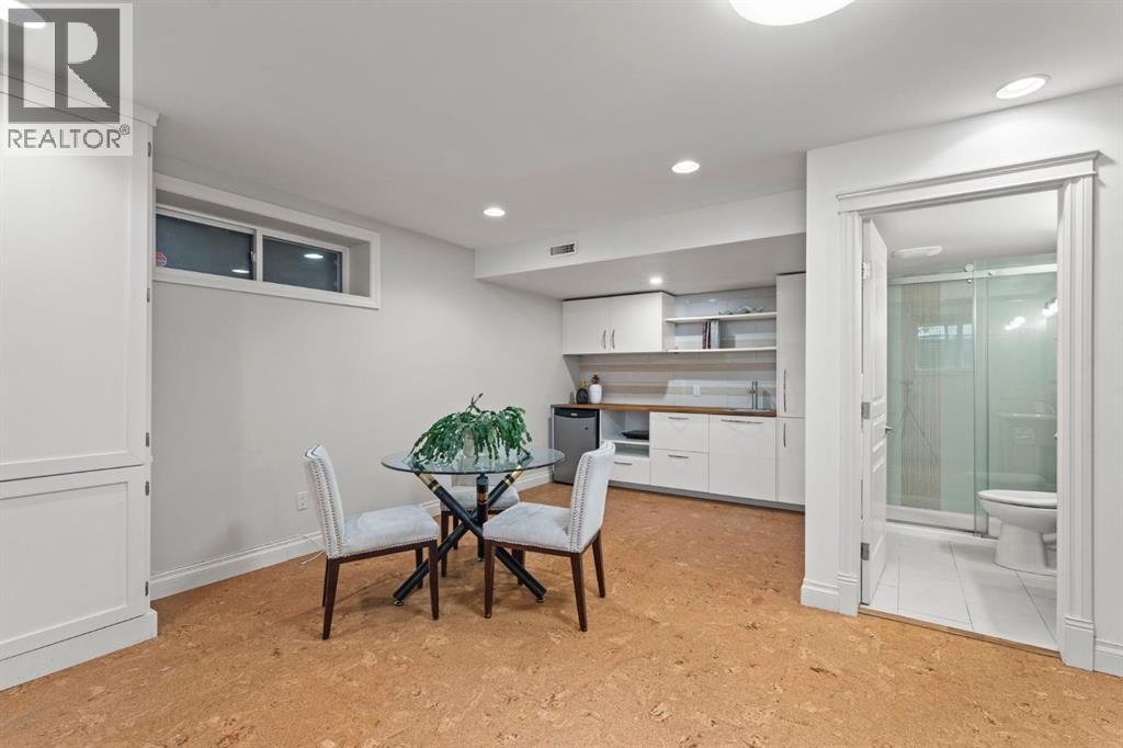 Single Family House for Sale in   Avenue NW Mount Pleasant Calgary 
