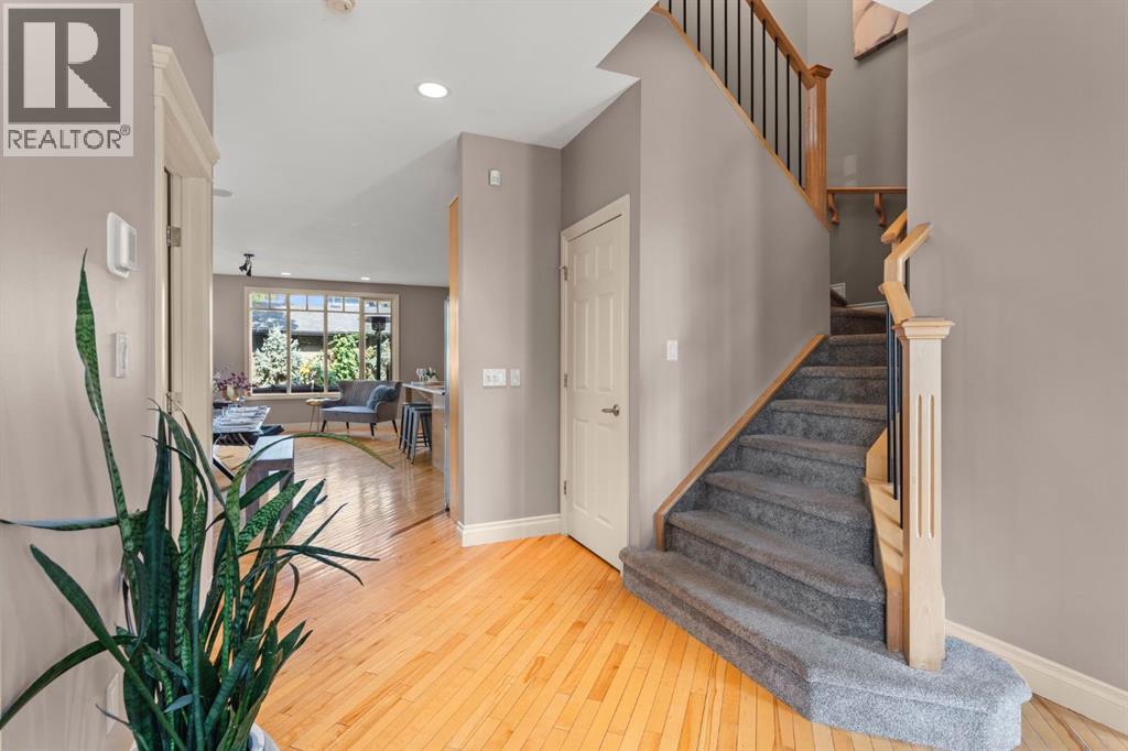 Single Family House for Sale in   Avenue NW Mount Pleasant Calgary 