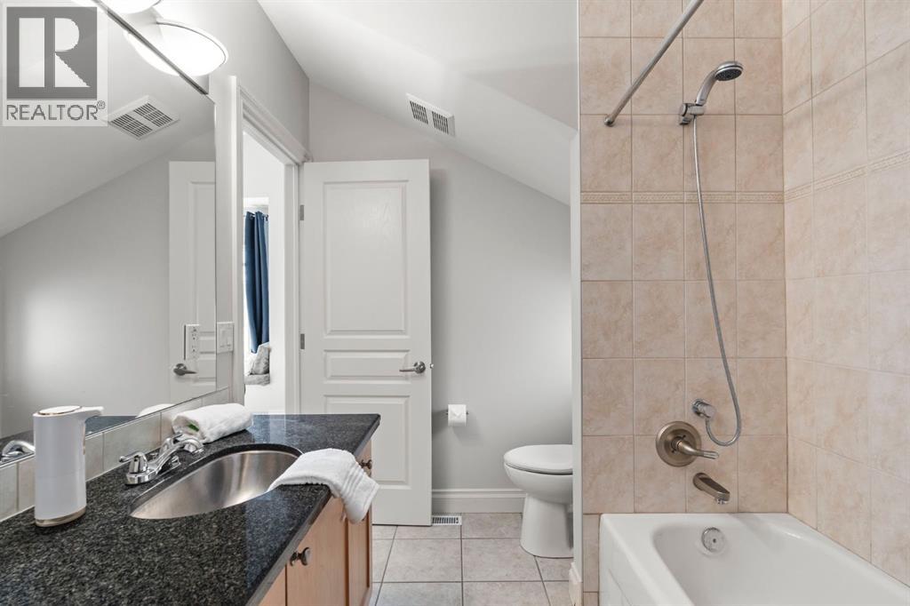 Single Family House for Sale in   Avenue NW Mount Pleasant Calgary 
