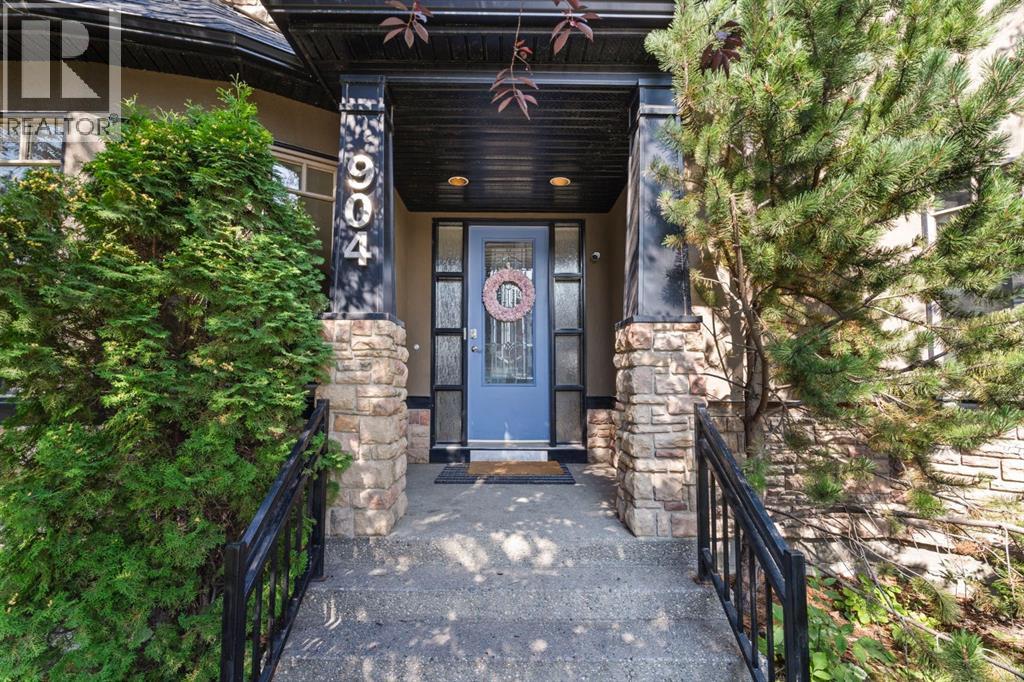 Single Family House for Sale in   Avenue NW Mount Pleasant Calgary 