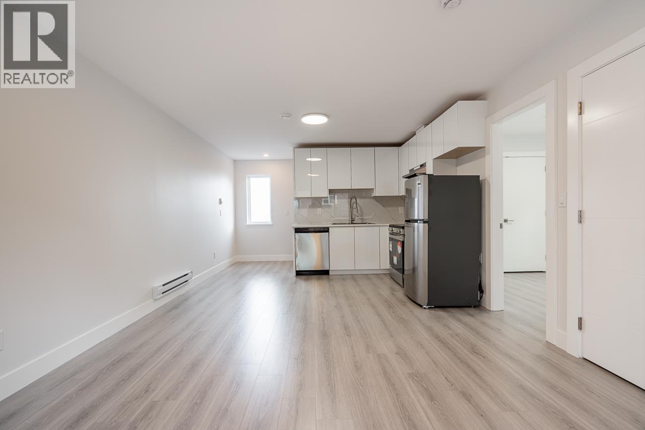 947 WALLS AVENUE, Coquitlam