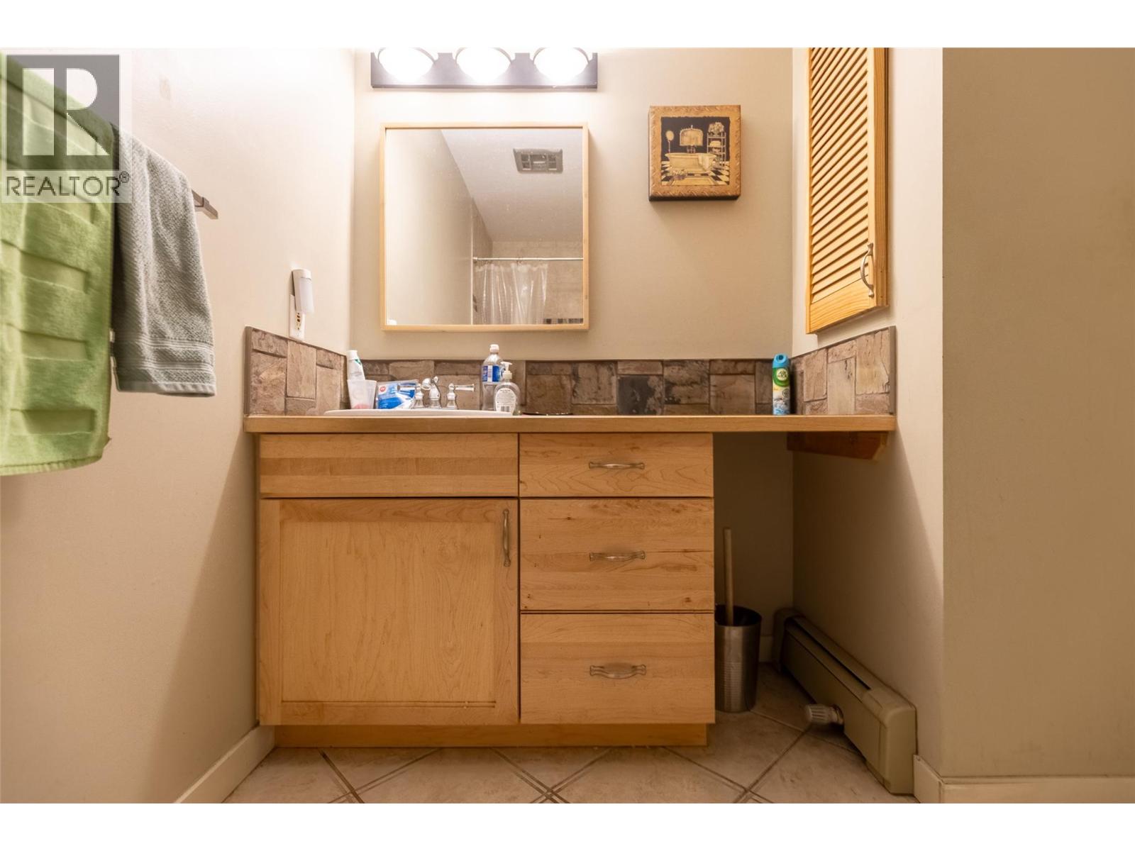 65 Cokato Road Unit# 407, Fernie