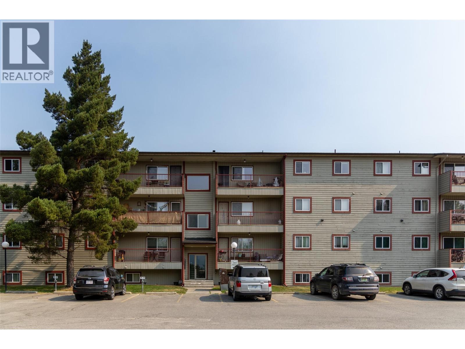 65 Cokato Road Unit# 407, Fernie