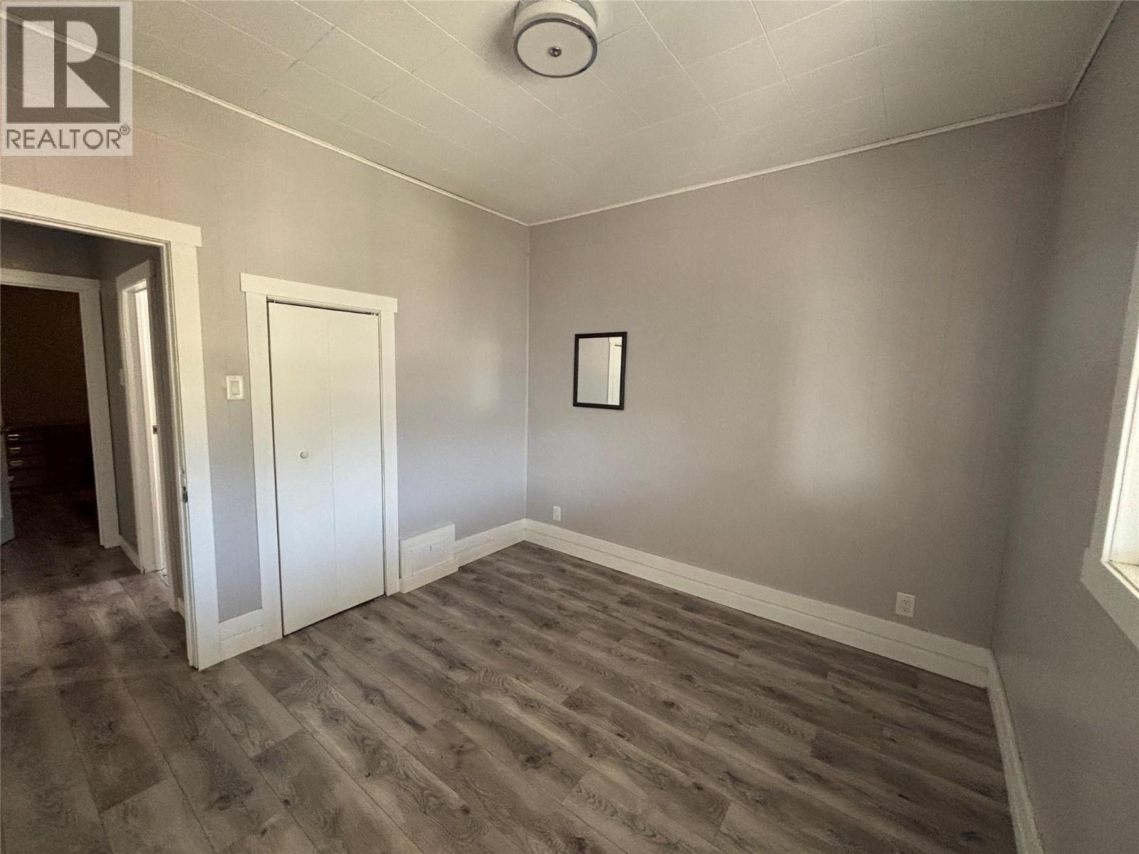1170 Nelson Avenue, Trail
