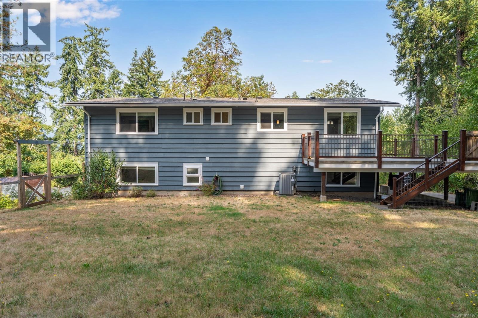 1652 Maple Bay Rd, Duncan