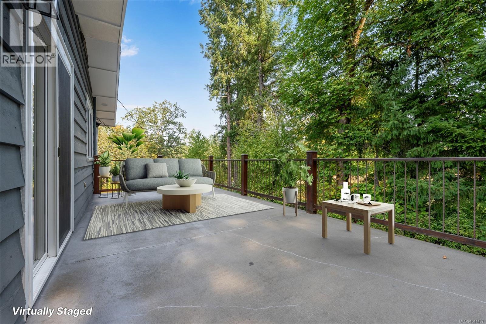 1652 Maple Bay Rd, Duncan