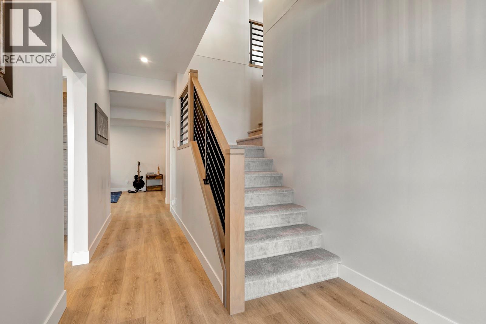  1131 Collinson Court, Kelowna