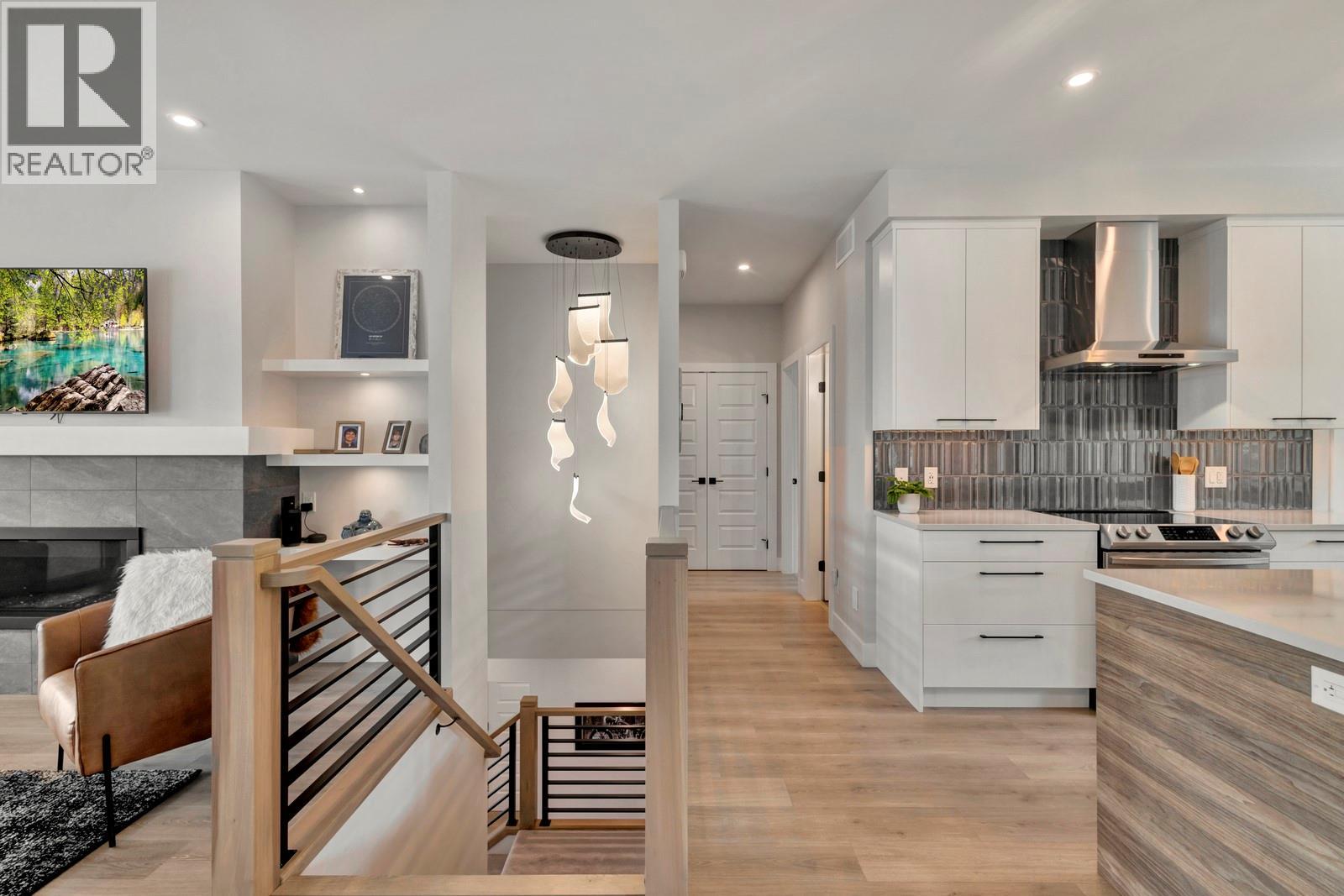  1131 Collinson Court, Kelowna