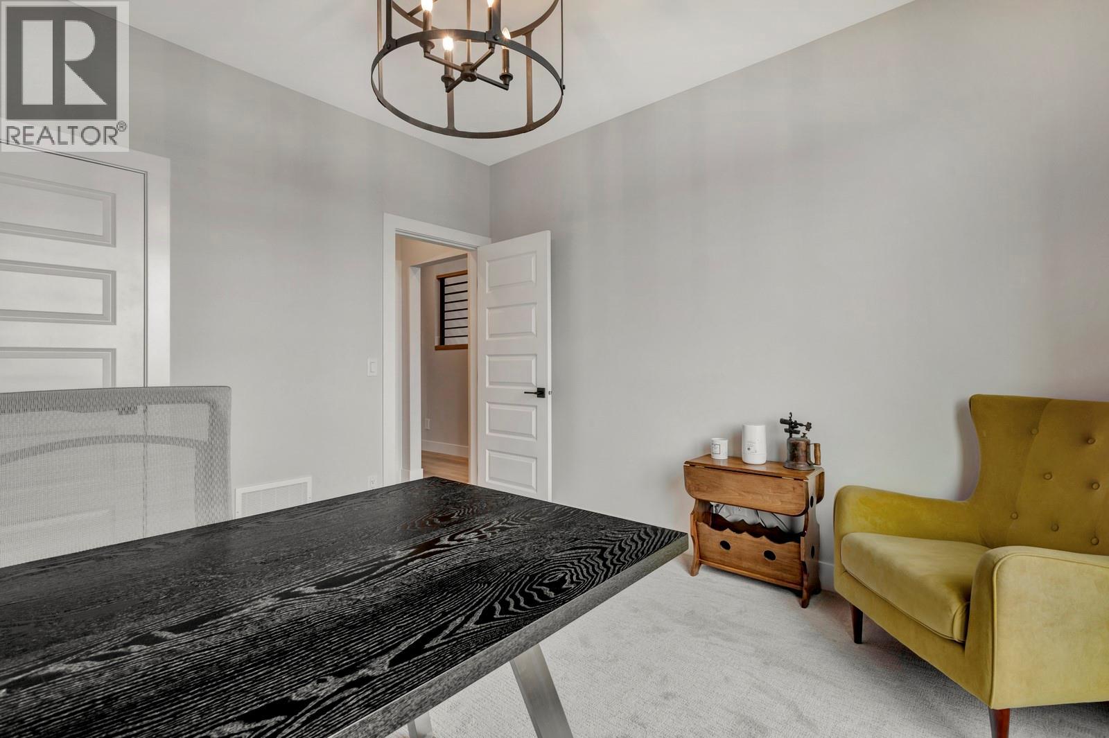  1131 Collinson Court, Kelowna