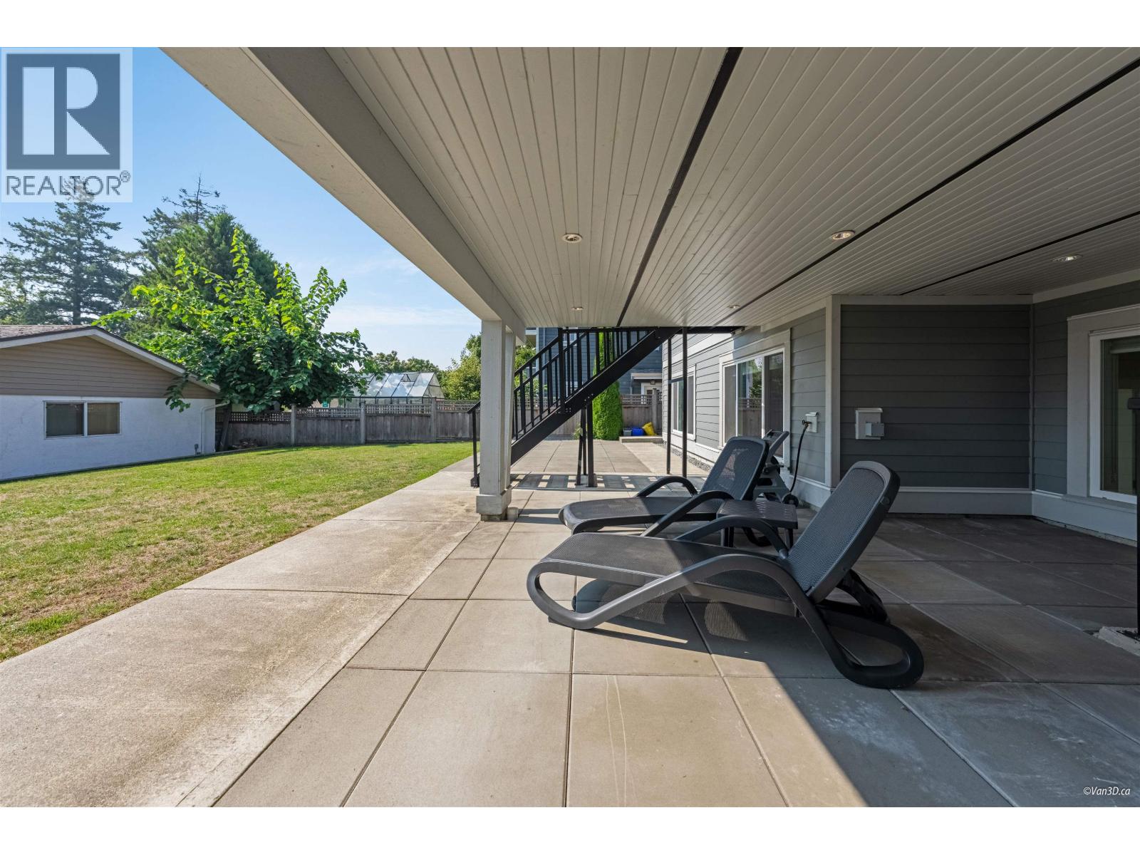 8008 13 AVENUE, Burnaby