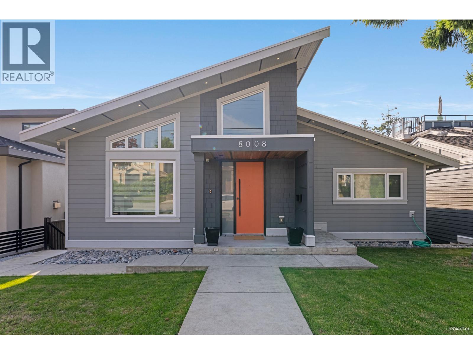 8008 13 AVENUE, Burnaby