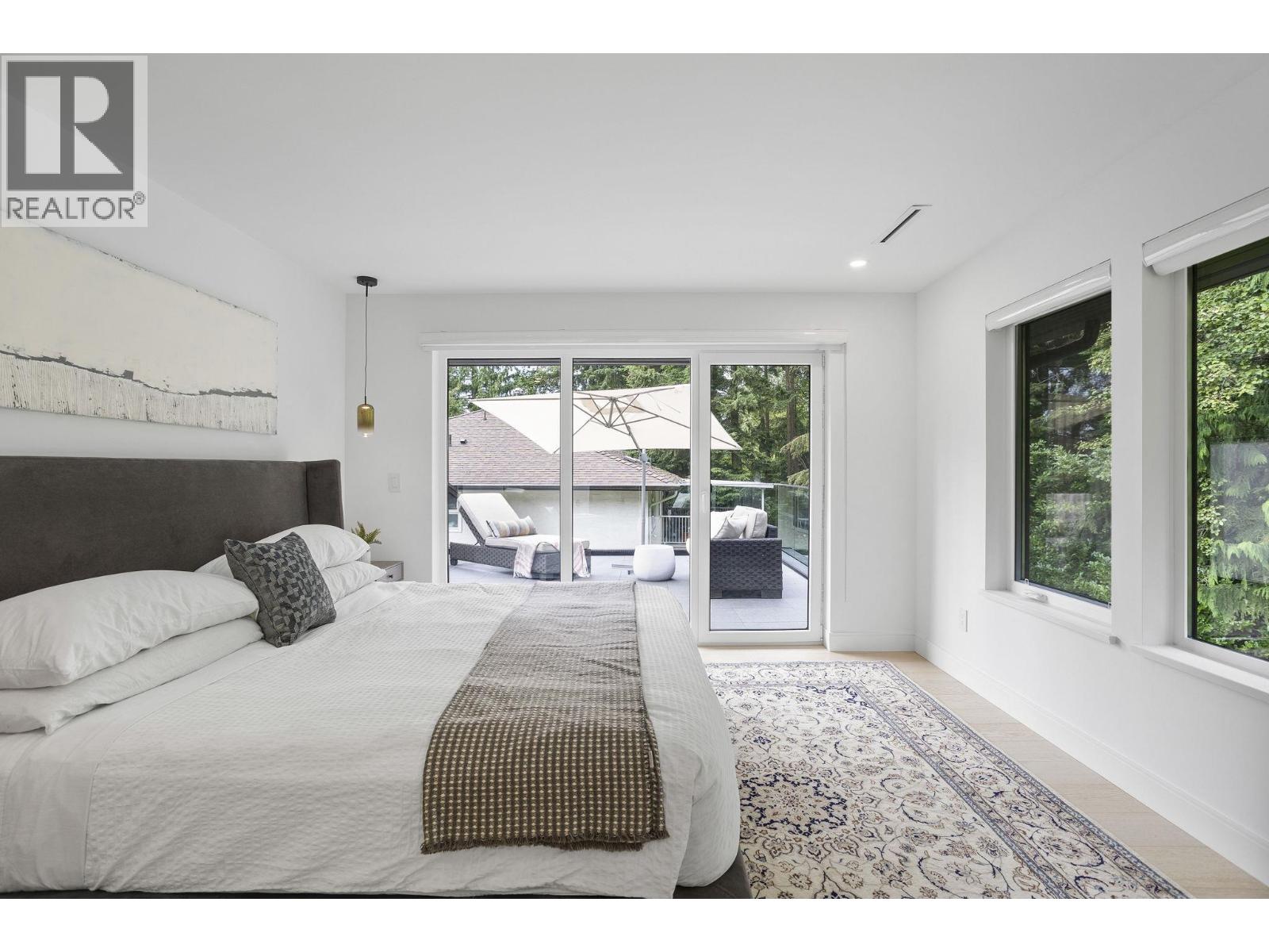 5197 SONORA DRIVE, North Vancouver