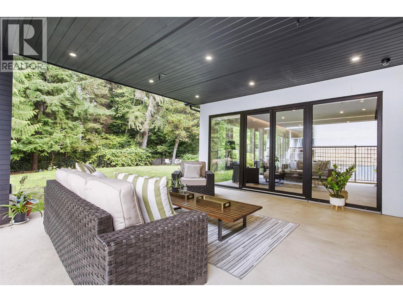 5197 SONORA DRIVE, North Vancouver