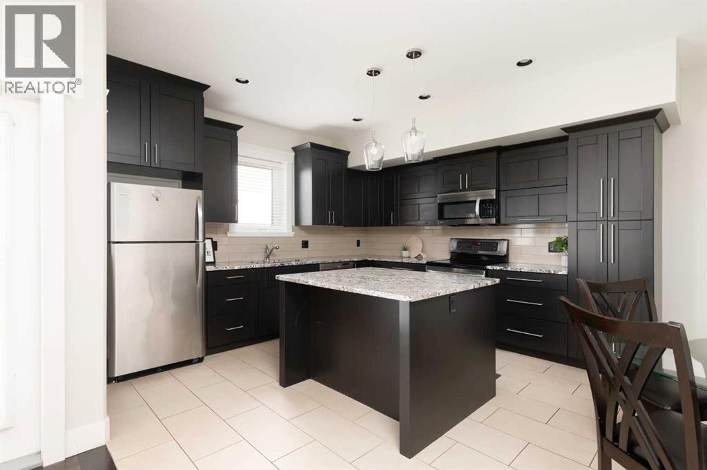 208 Sparrow Hawk Drive, Fort McMurray