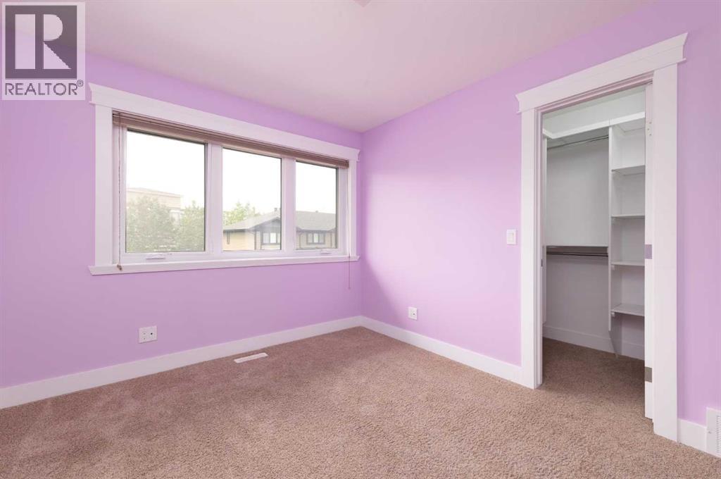 208 Sparrow Hawk Drive, Fort McMurray