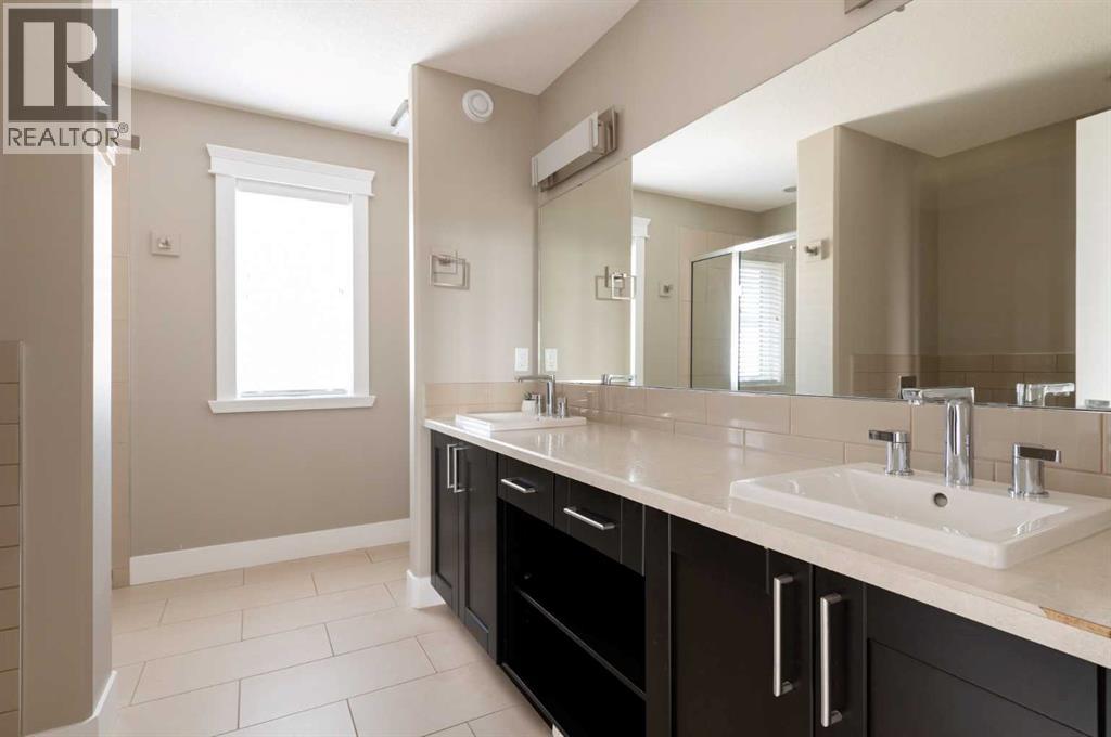 208 Sparrow Hawk Drive, Fort McMurray