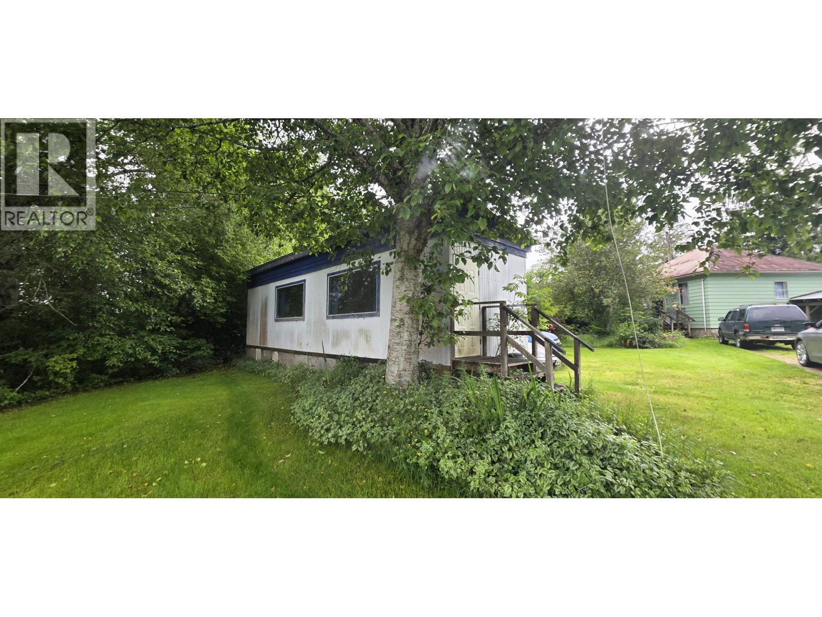 60 BAYVIEW DRIVE - 12