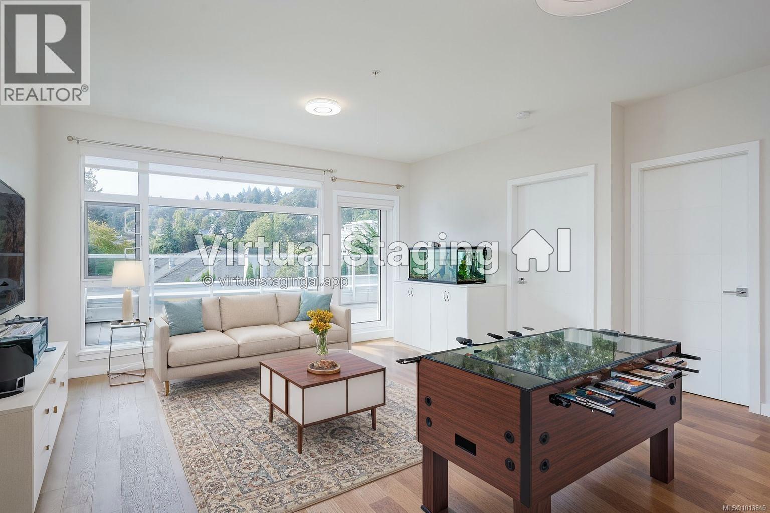 212 5120 Cordova Bay Rd, Saanich