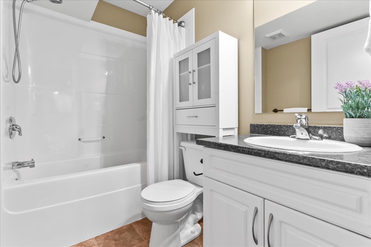 45480 ARIEL PLACE, Vedder Mountain, Cultus Lake