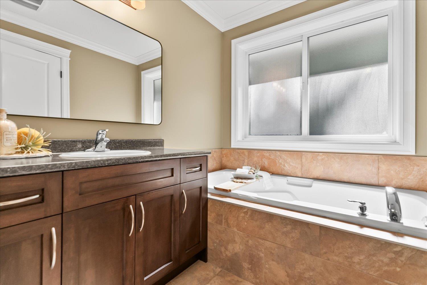 45480 ARIEL PLACE, Vedder Mountain, Cultus Lake