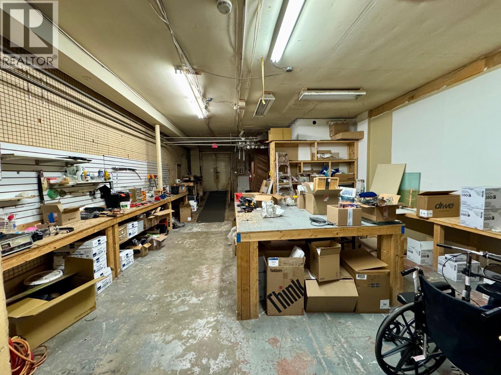 Retail in Creston - Image 4