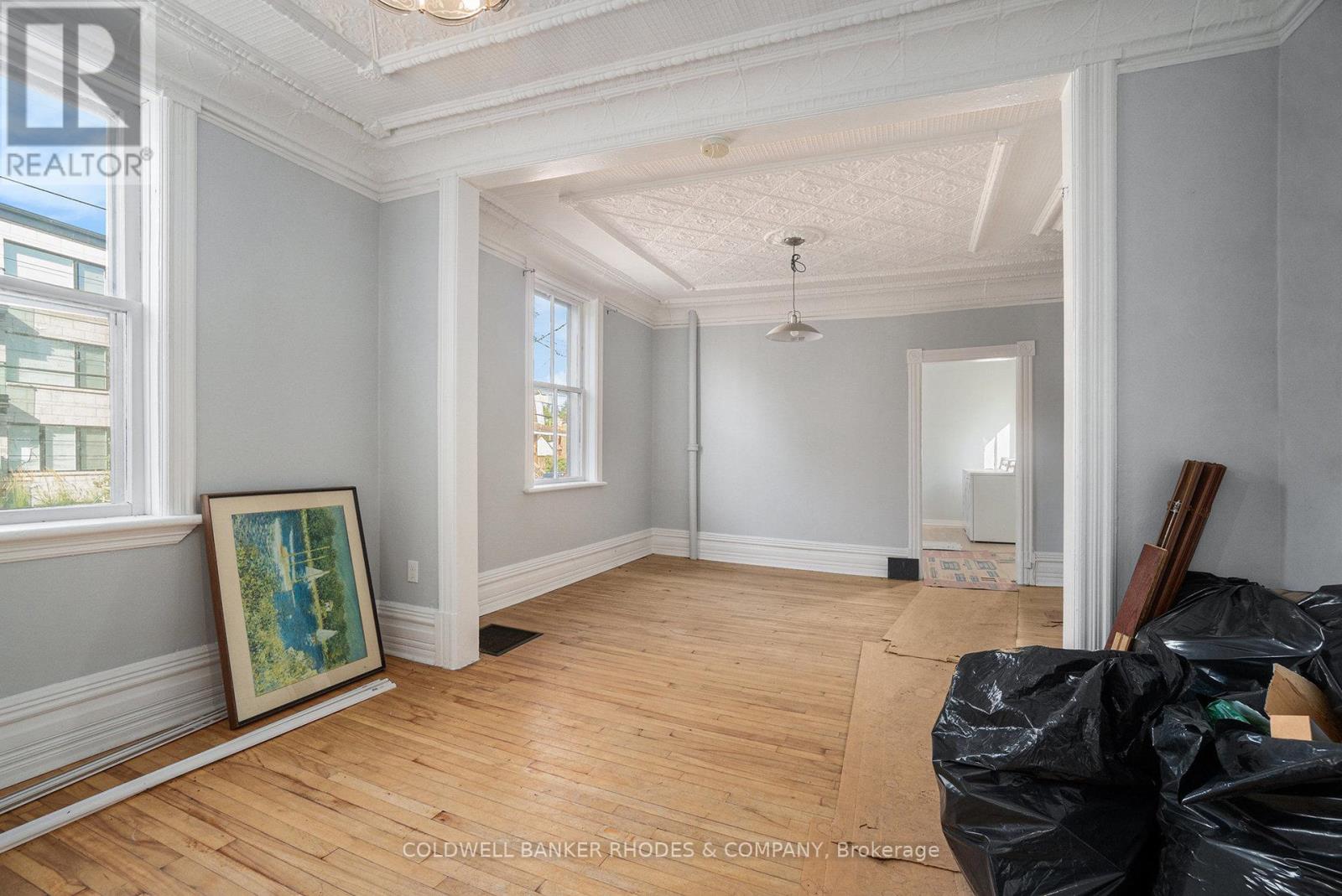 Unit 1 (Main House) - Living room
