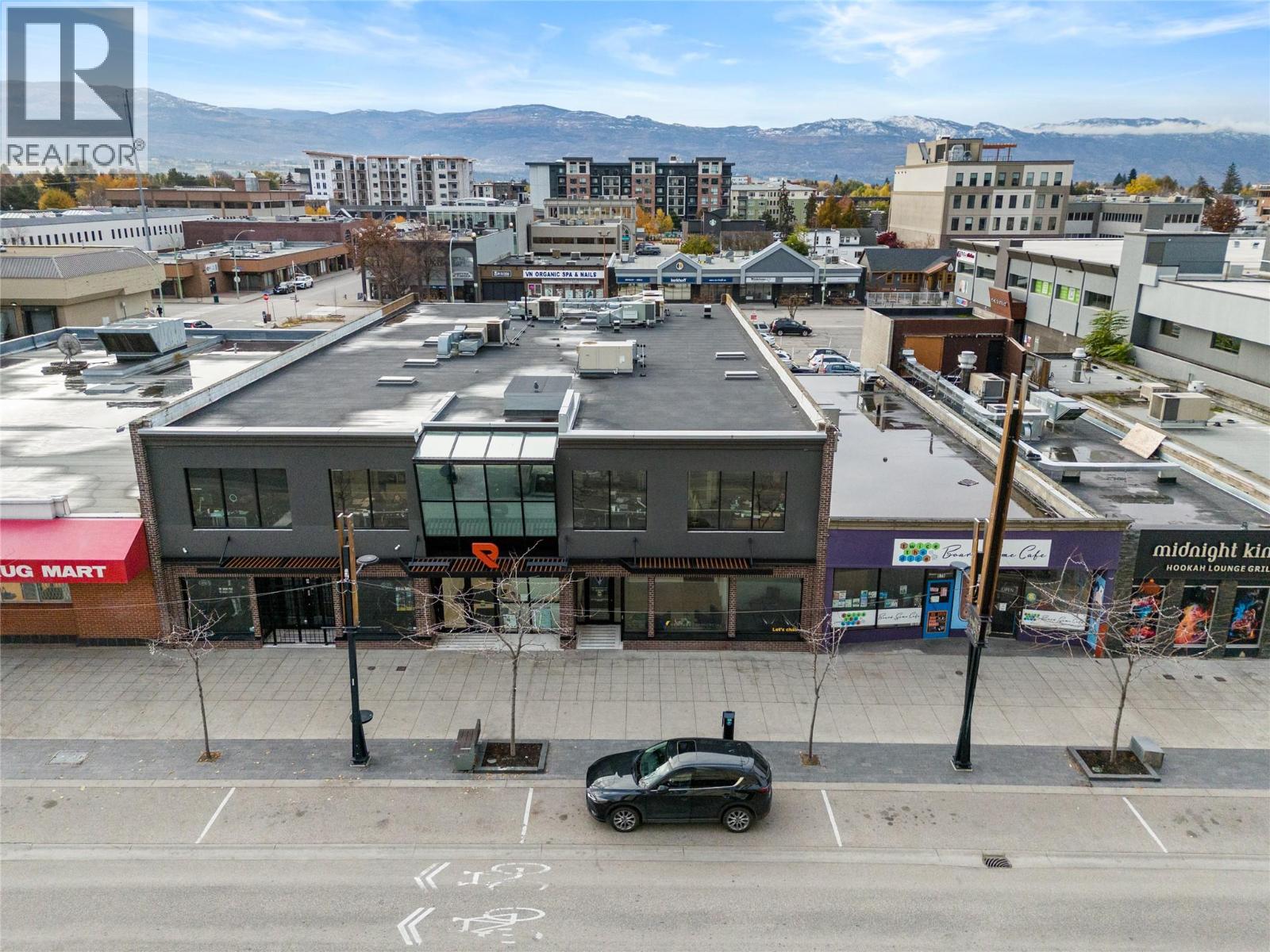 108 591 Bernard Avenue, Kelowna