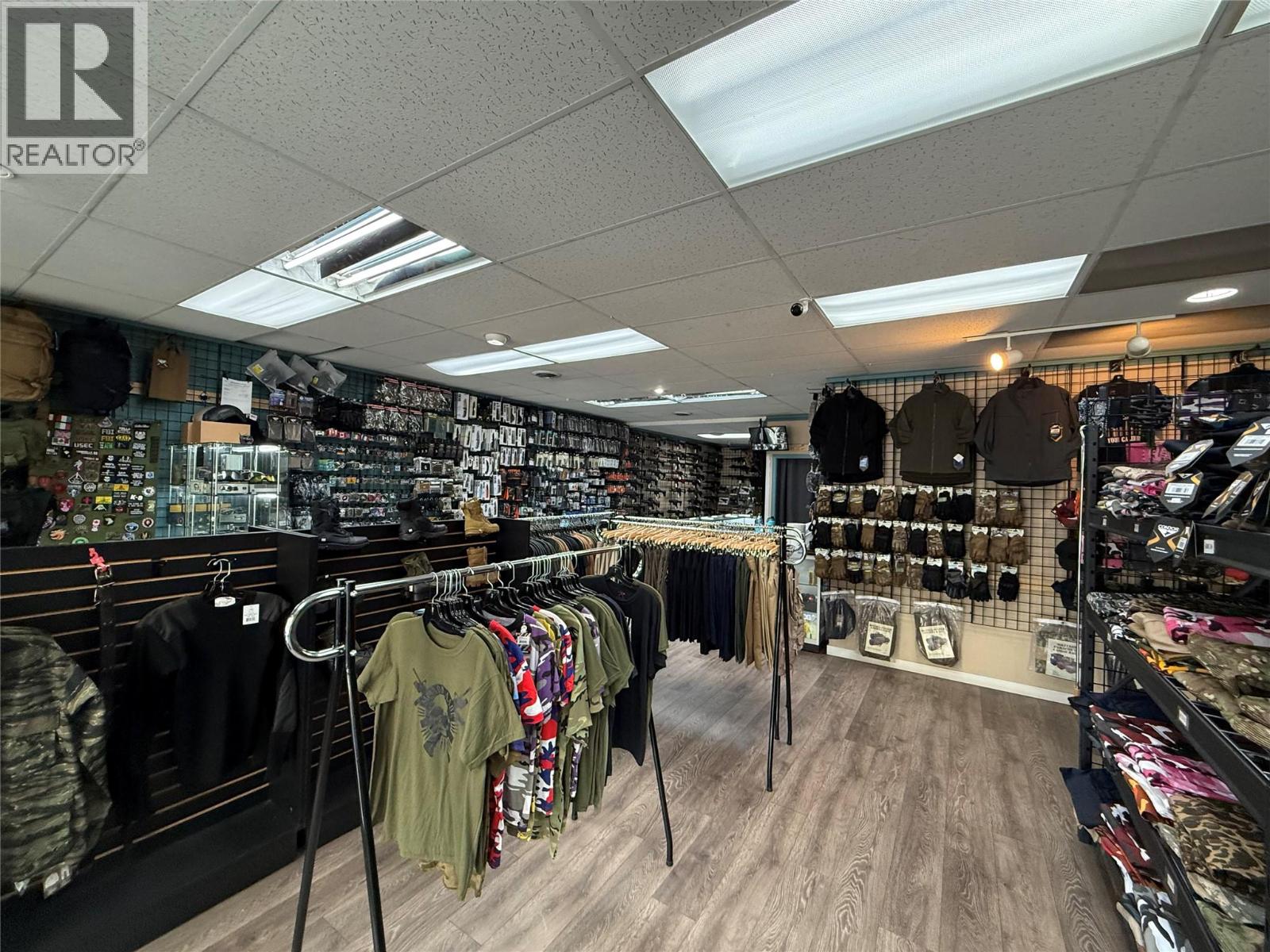 108 591 Bernard Avenue, Kelowna