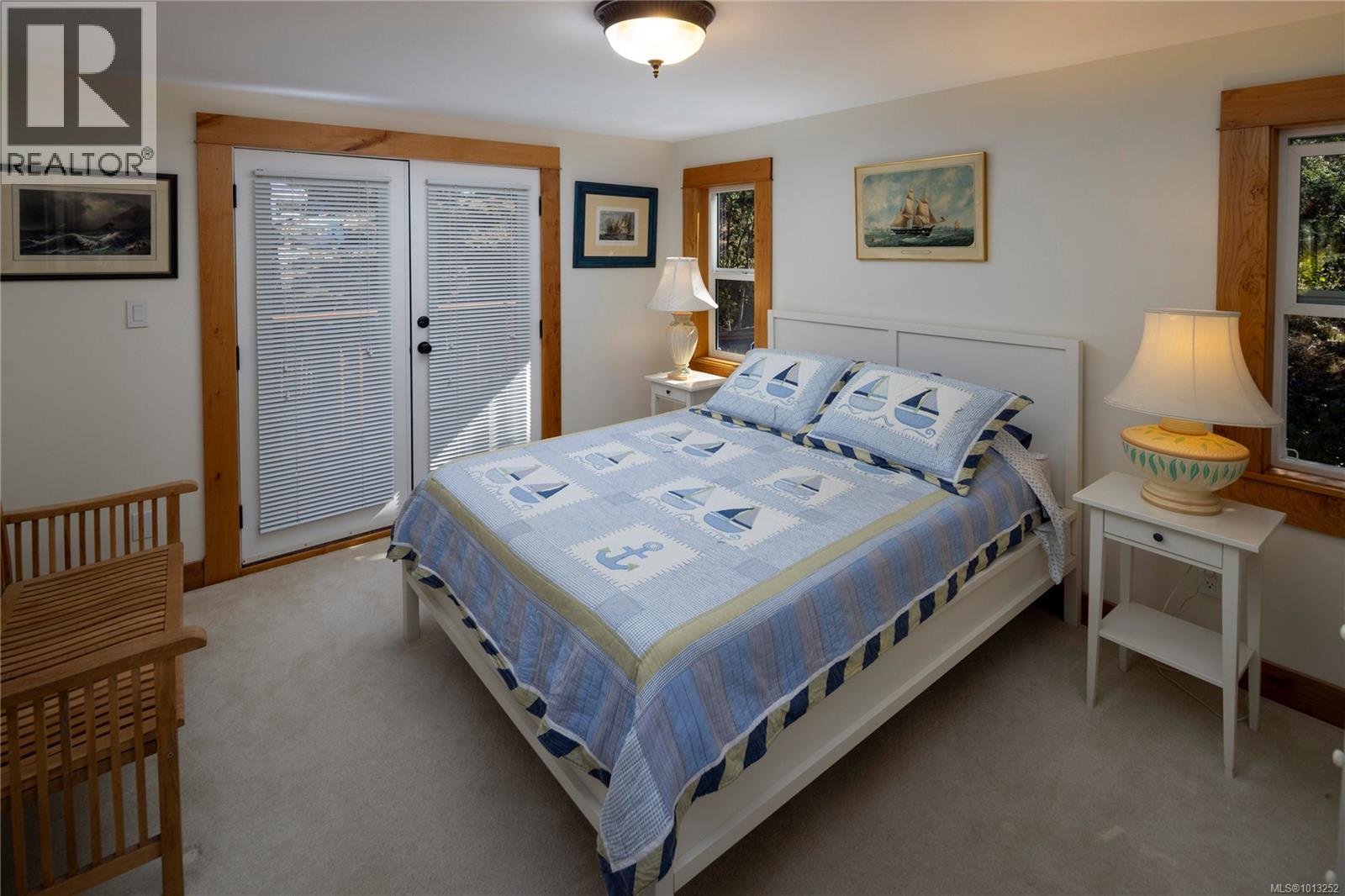 2710 Sea View Rd, Saanich