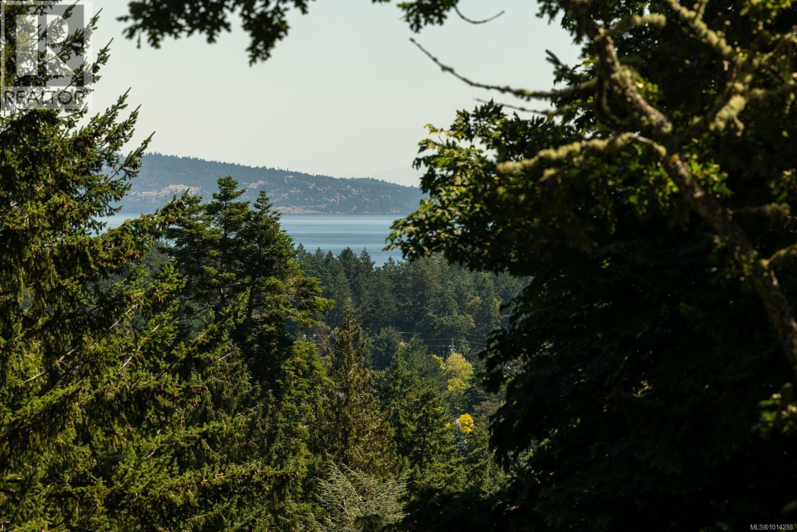  4673 Boulderwood Drive, Saanich