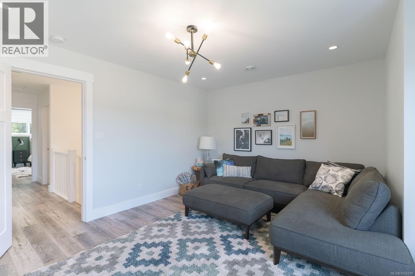 3176 Arbutus Dr, Port Alberni