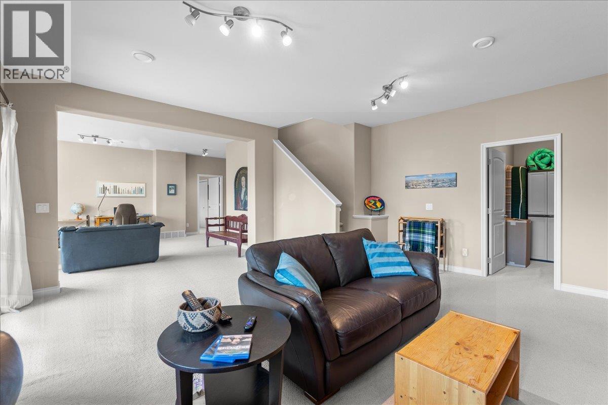 235 5165 Trepanier Bench Road, Peachland