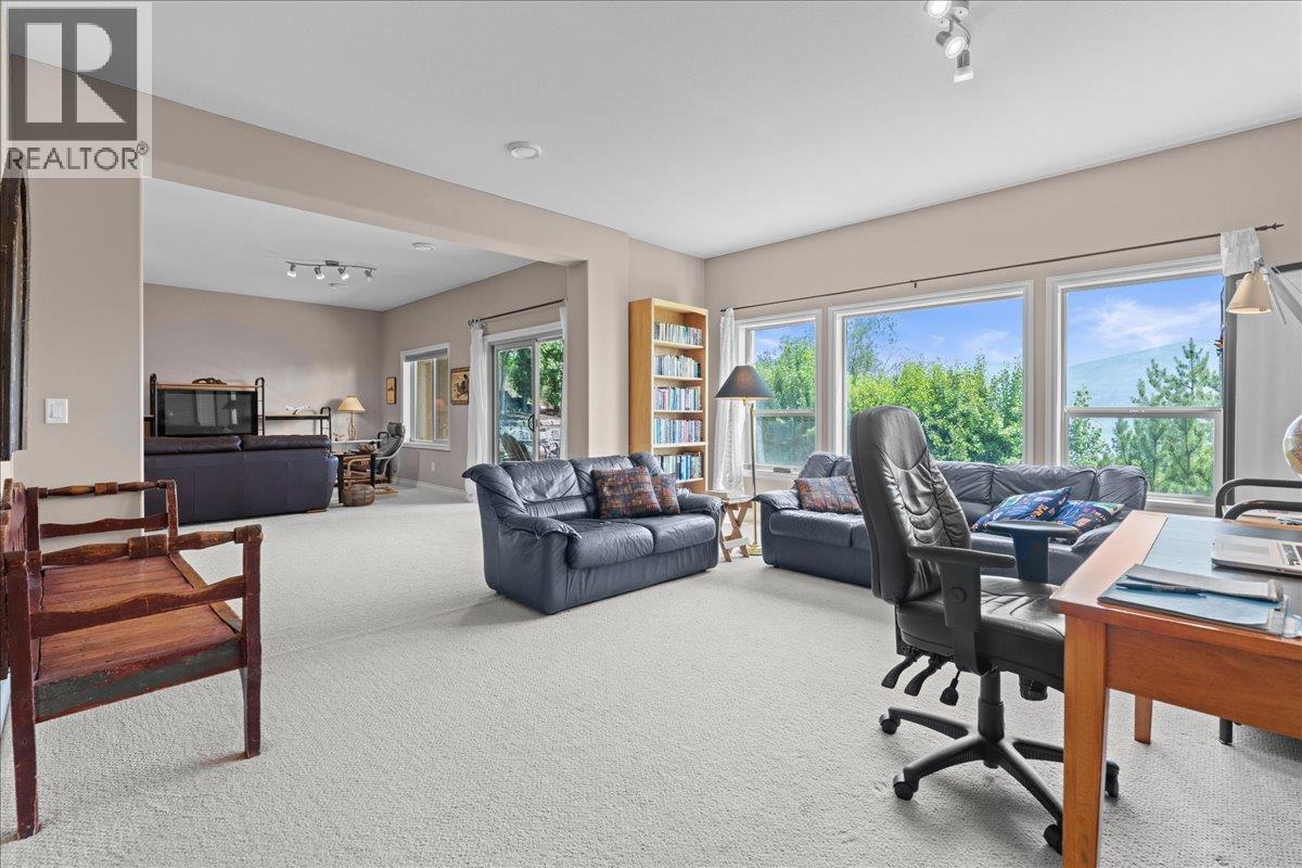 235 5165 Trepanier Bench Road, Peachland