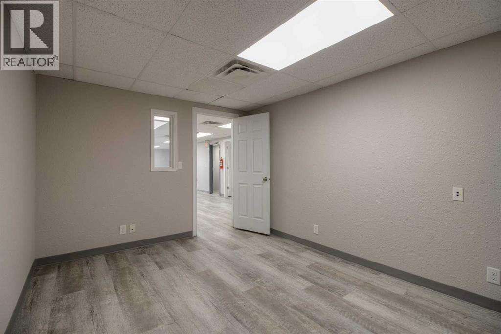 
          230 2910 16 Avenue North
            <br/>
            <span>Lethbridge</span>
            , 
            <span>AB</span>
             <span>T1H5E9</span>
         - Photo 18