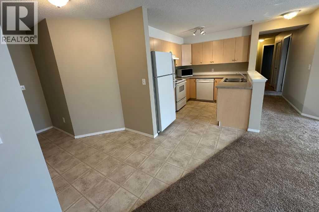 505 Railway Street West, Cochrane