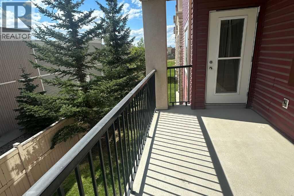 505 Railway Street West, Cochrane