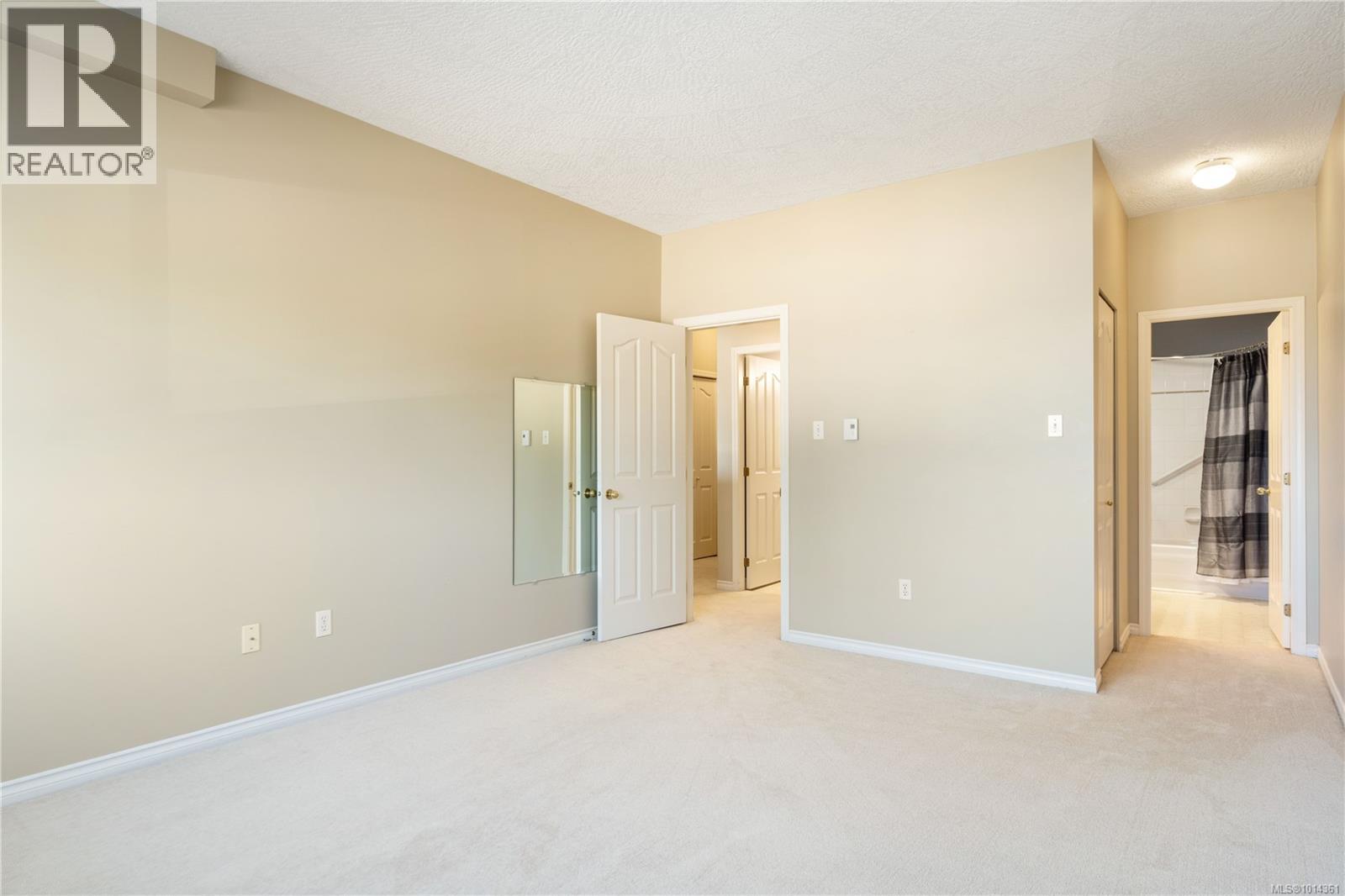 207 125 McCarter St, Parksville