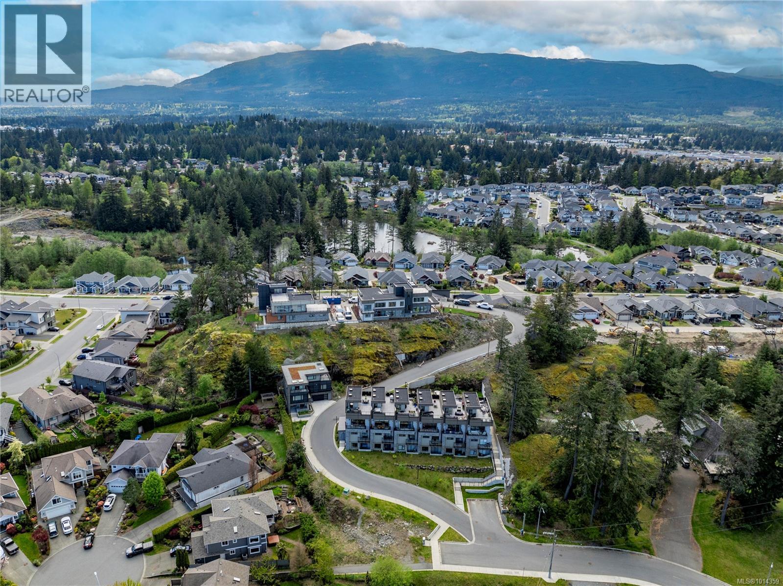 102 5711 Vanderneuk Rd, Nanaimo