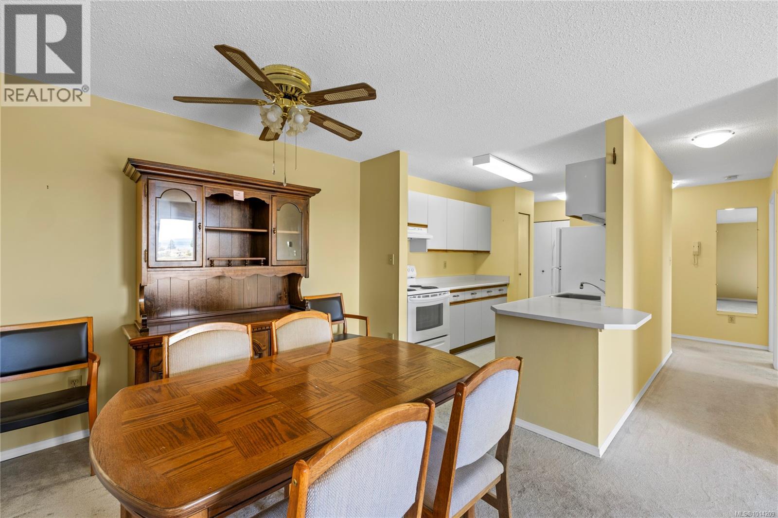 309 9942 Daniel St, Chemainus