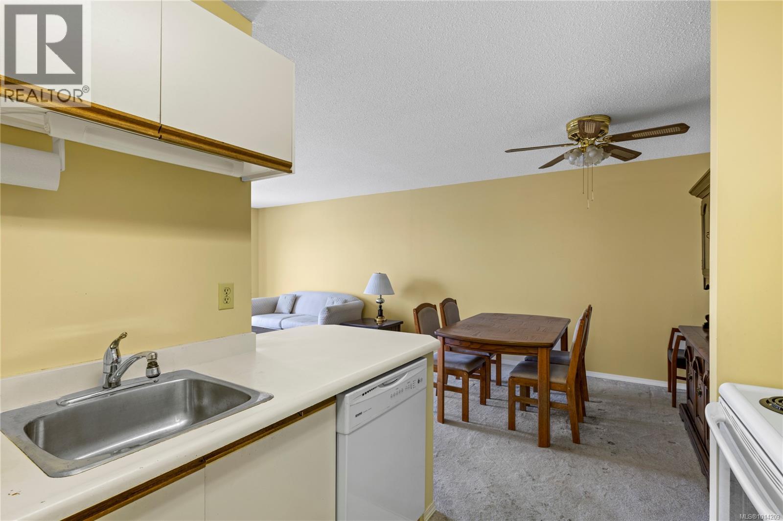 309 9942 Daniel St, Chemainus