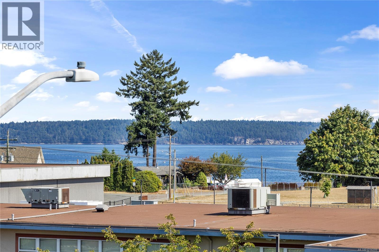 309 9942 Daniel St, Chemainus