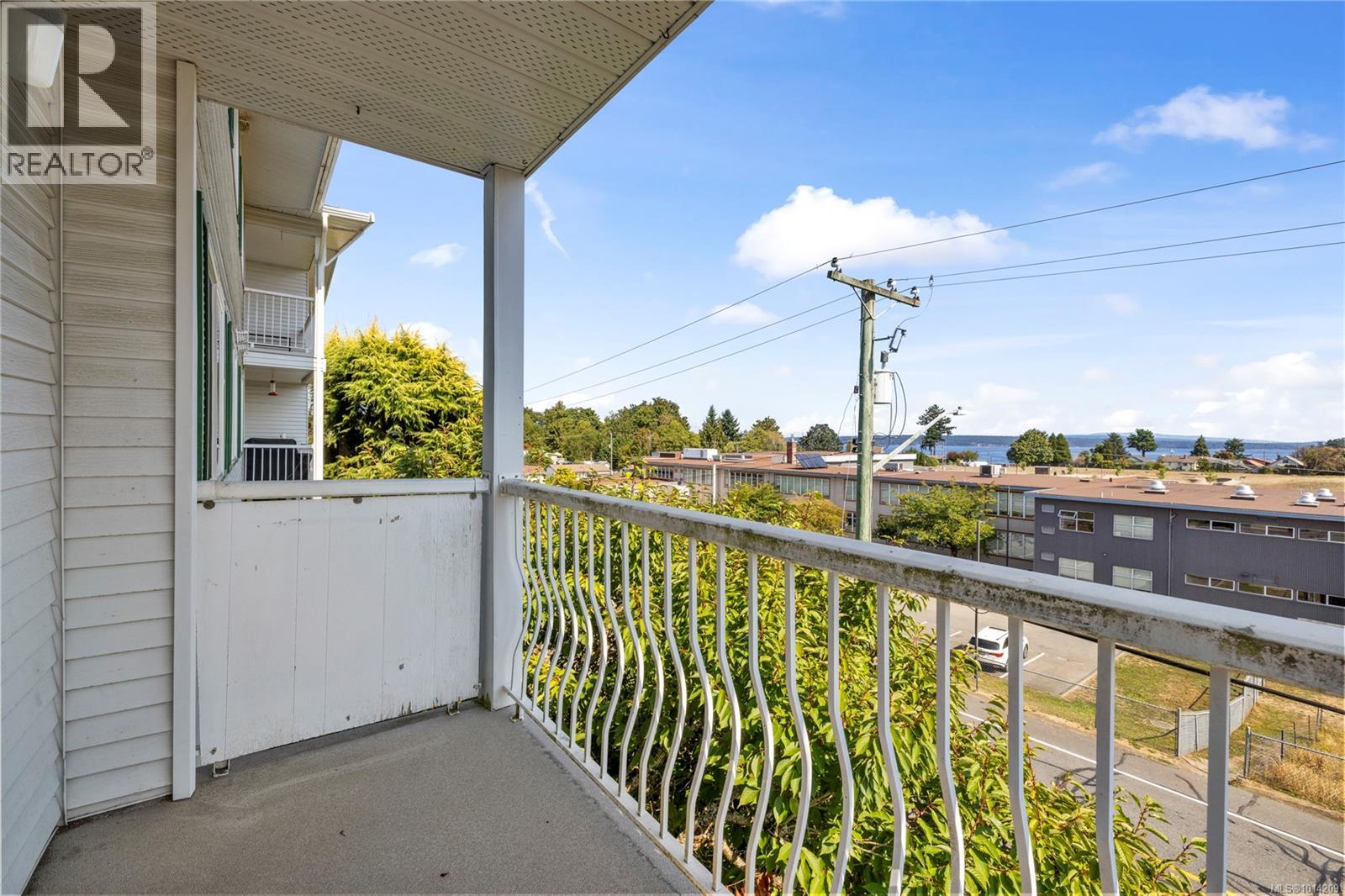 309 9942 Daniel St, Chemainus