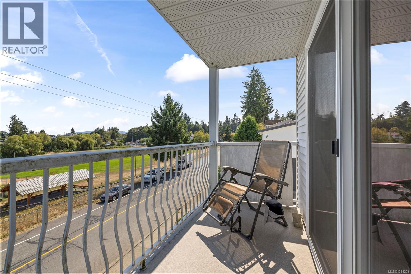 309 9942 Daniel St, Chemainus
