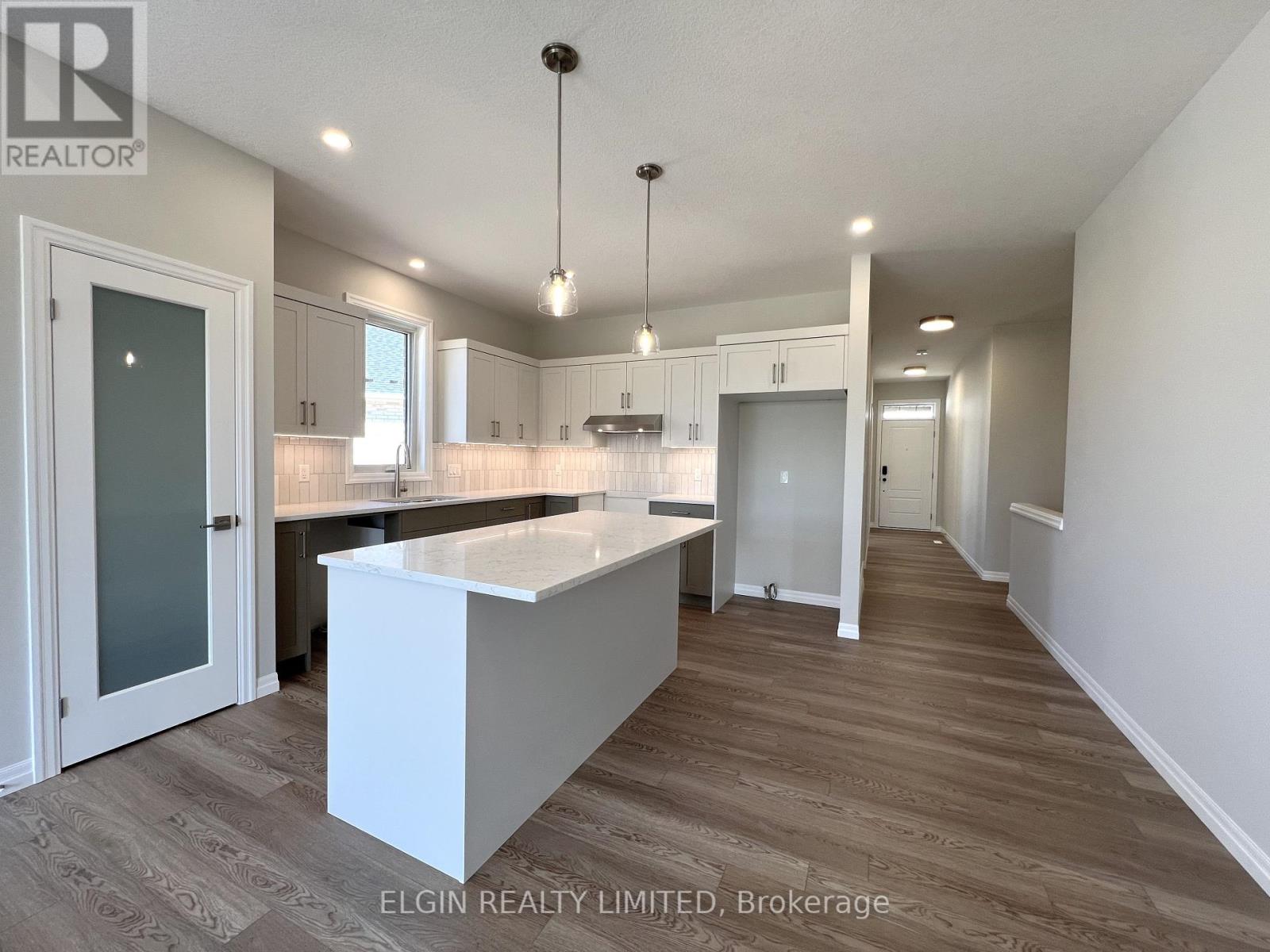 5 COLUMBUS COURT - 11