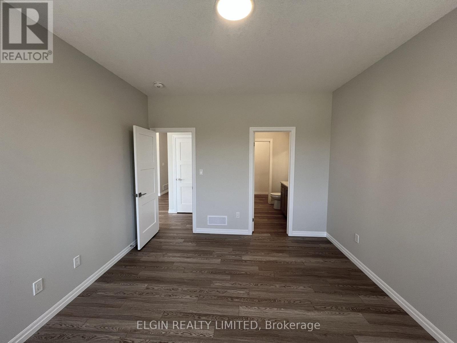 5 COLUMBUS COURT - 18