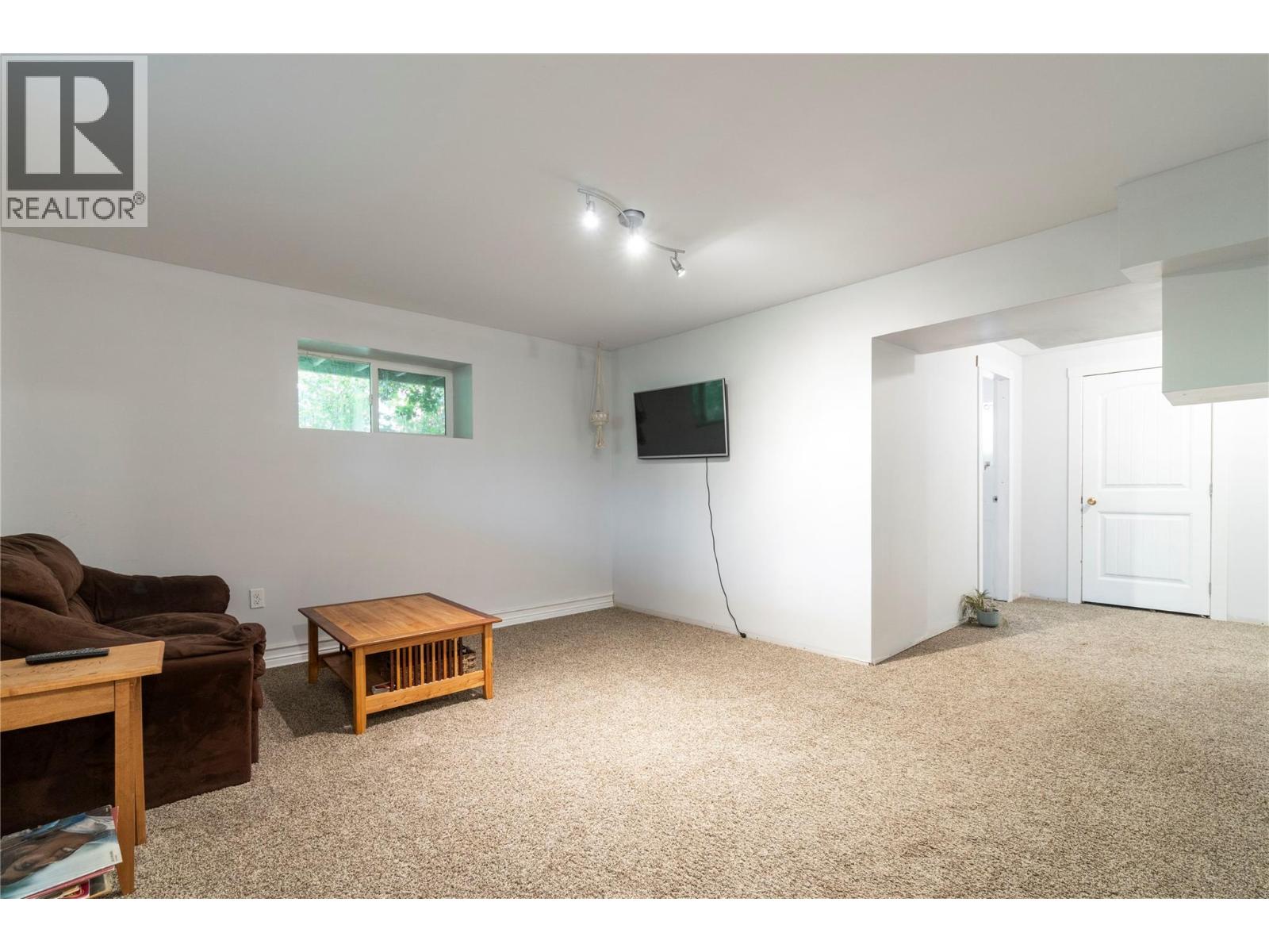 4150 20 Avenue SE, Salmon Arm