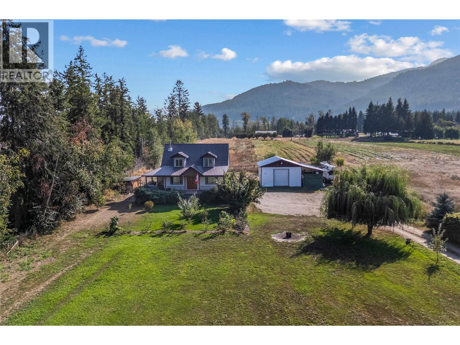 4150 20 Avenue SE, Salmon Arm